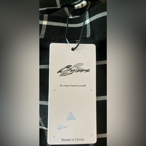 Black and White Checkered Skirt - Picture 4 of 6